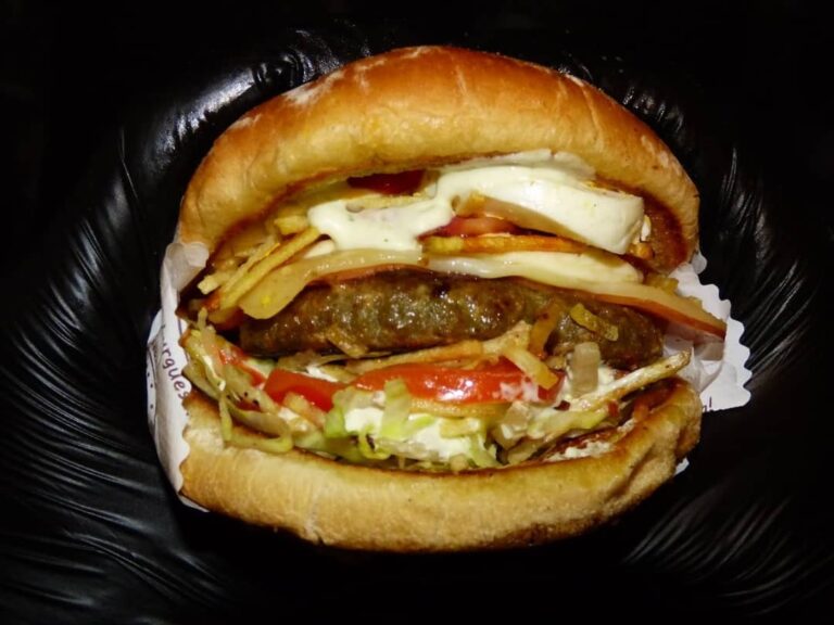 Maraburguer Zipaquira 768x576